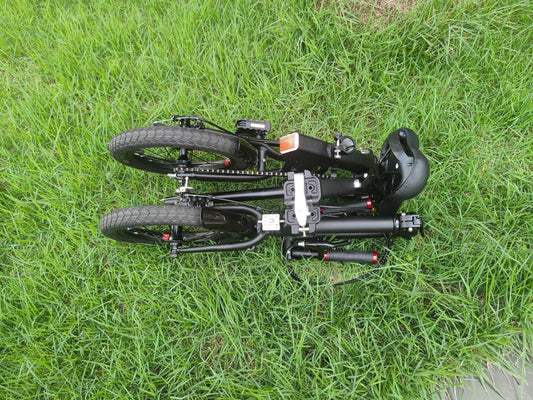Autumn is getting cooler, it's a good time to ride